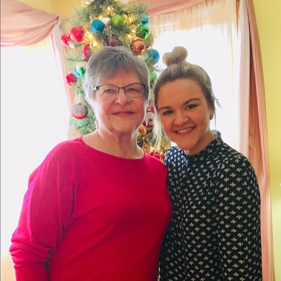 Meet your Posher, Ally - Picture 3 of 3